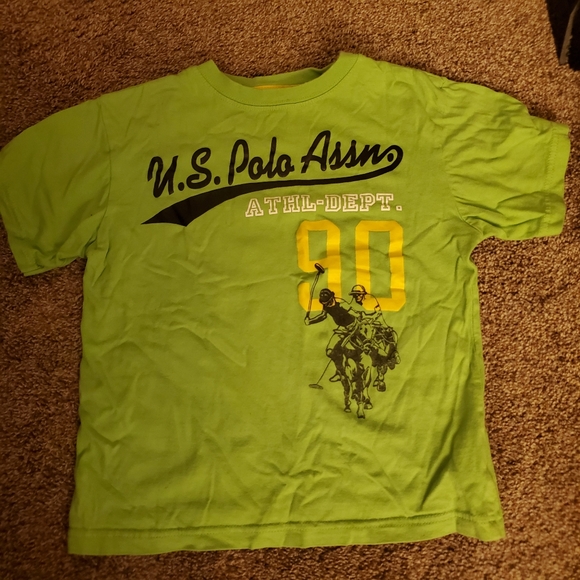 2 polo shirts - Picture 2 of 3